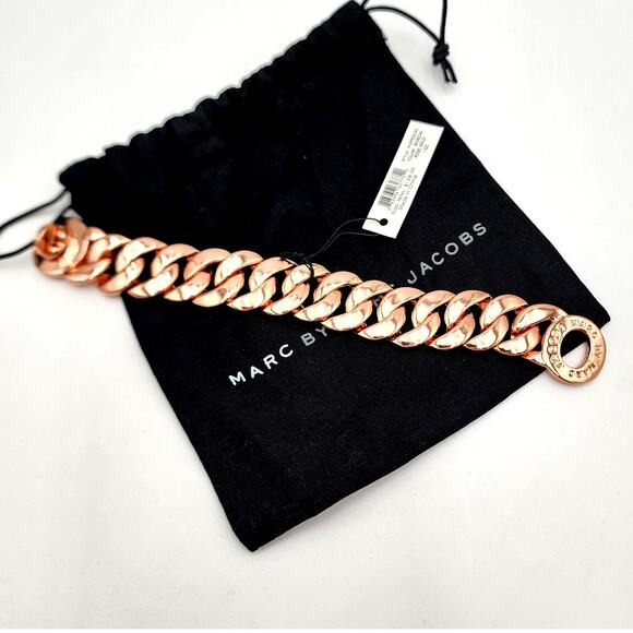 Marc By Marc Jacobs Jewelry - MARC BY MARC JACOBS Katie Turn Lock Rose Gold Bracelet 7.5"